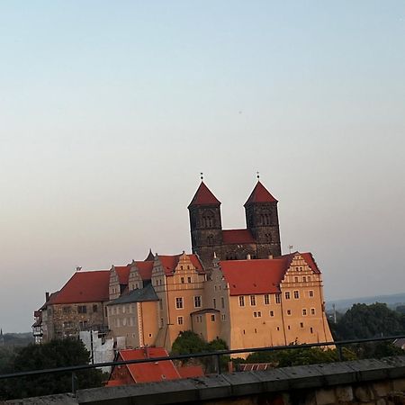 Alte Druckerei Hotel เควดลินบวร์ก ภายนอก รูปภาพ